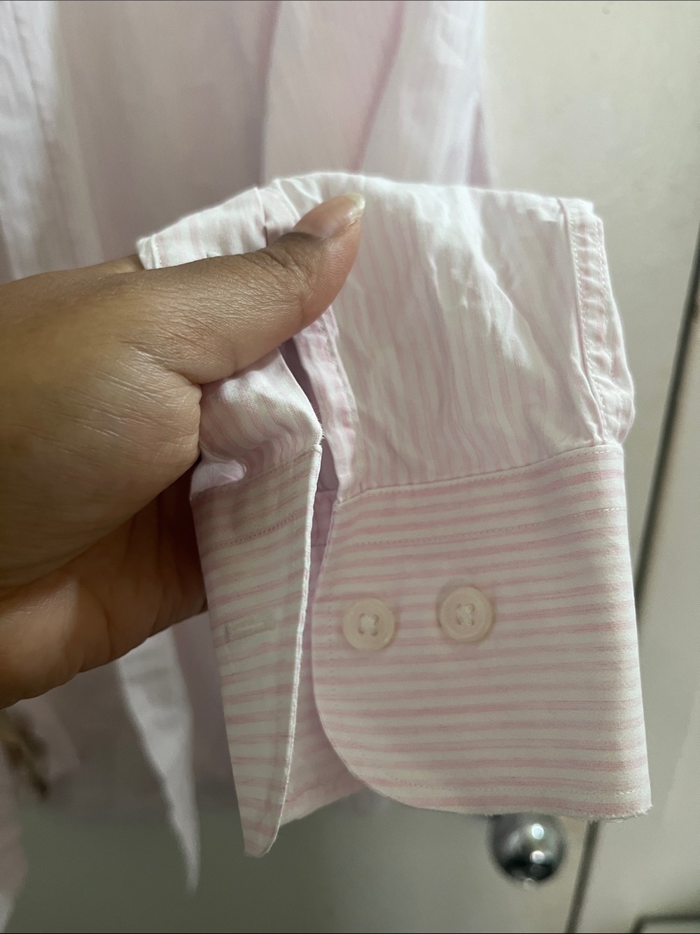 Massimo Dutti Mens Dress Shirt in Light Pink Stripe with Classic Collar - Picture 4 of 6